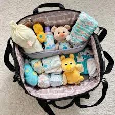 The 3-Second Rule: How to Pack Your Diaper Bag for Stress-Free Outing