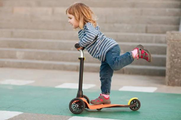 From Wiggles to Wins: Why Learning to Scooter is a Major Confidence Booster