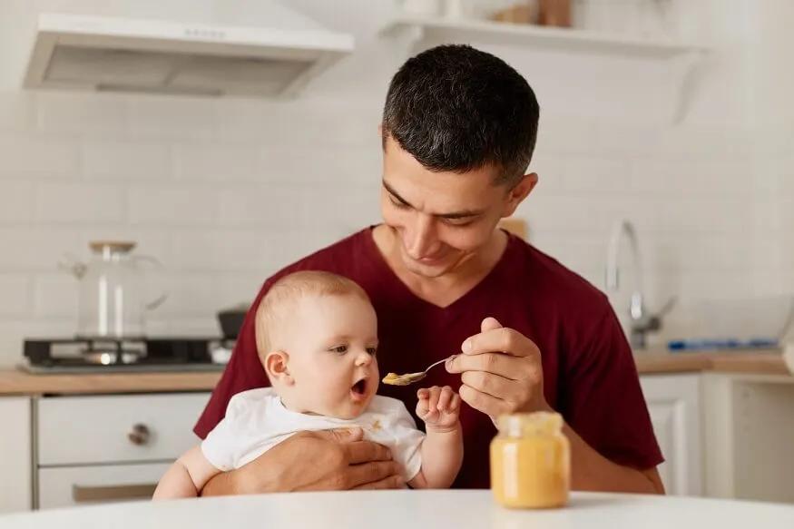 Common Feeding Mistakes Parents Should Avoid