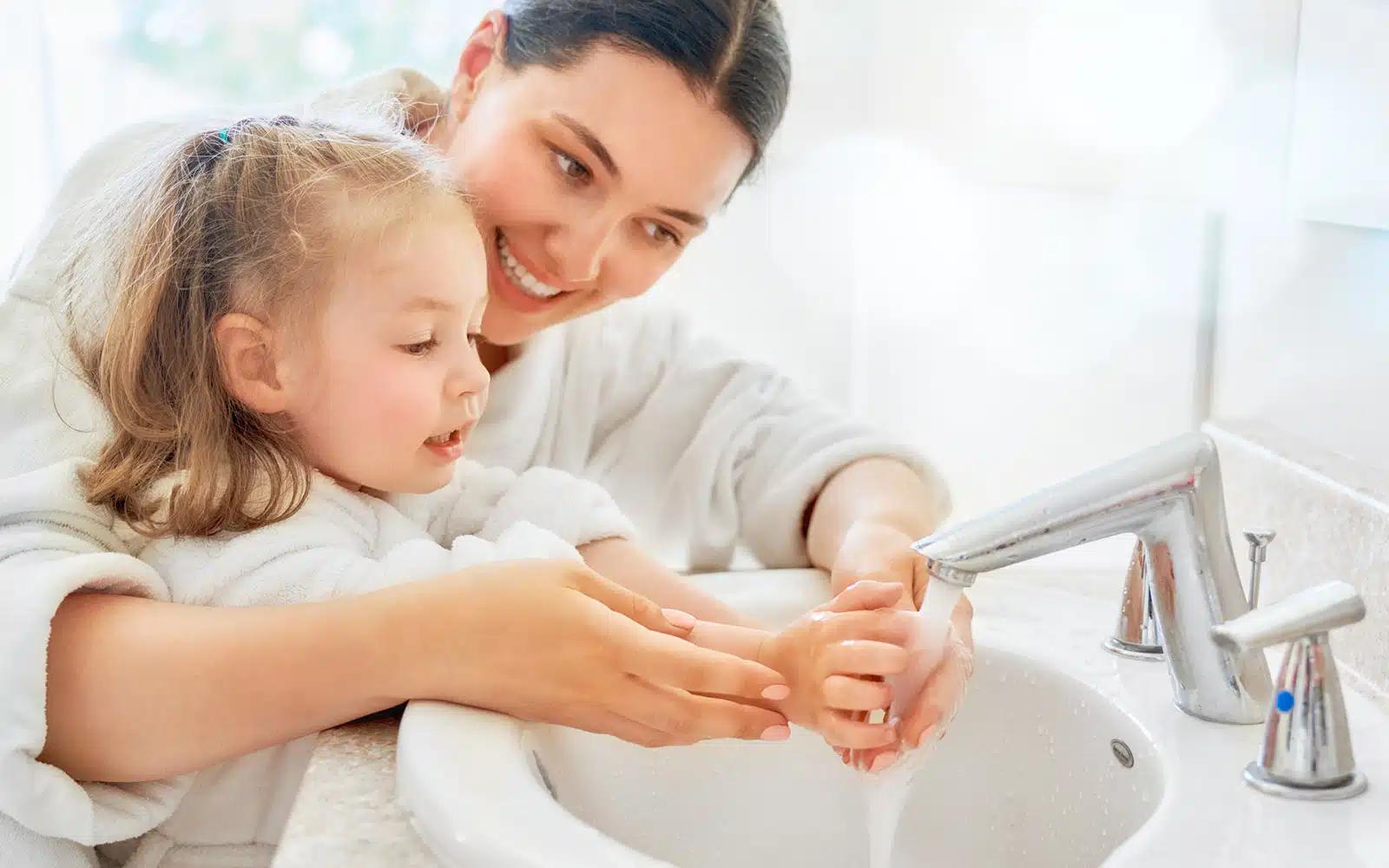 Essential Cleanliness Practices for Baby Care