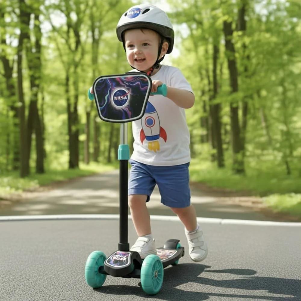 StarAndDaisy X Nasa Kids Scooter