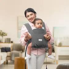 The Biomechanics of Babywearing: Avoiding Position Pitfalls for Your Baby’s Health