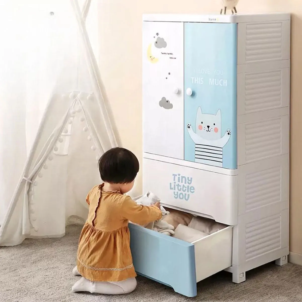 Wardrobe storage and cupboard