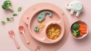 feeding spoons and plates